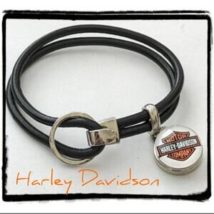 New HARLEY DAVIDSON MOTORCYCLES Black Leather Bracelet Bar & Shield Snap